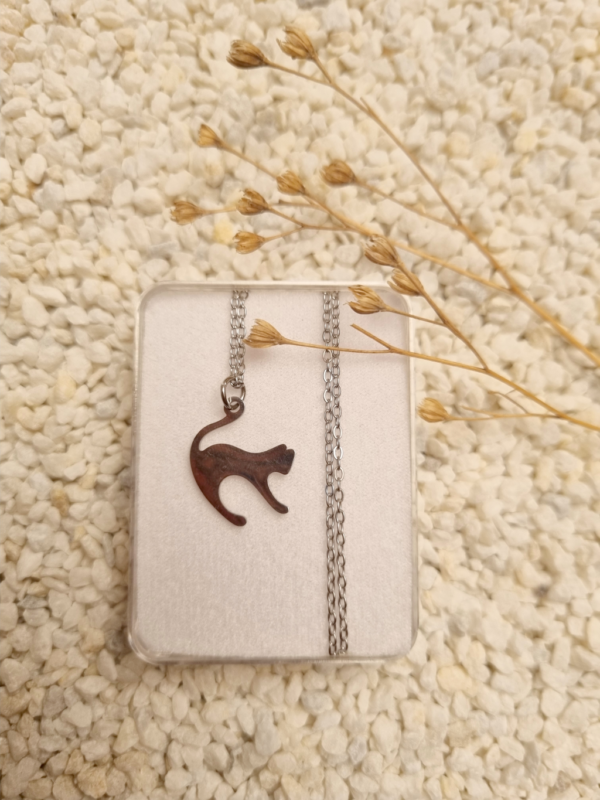 Řetízek s přívěskem kočka